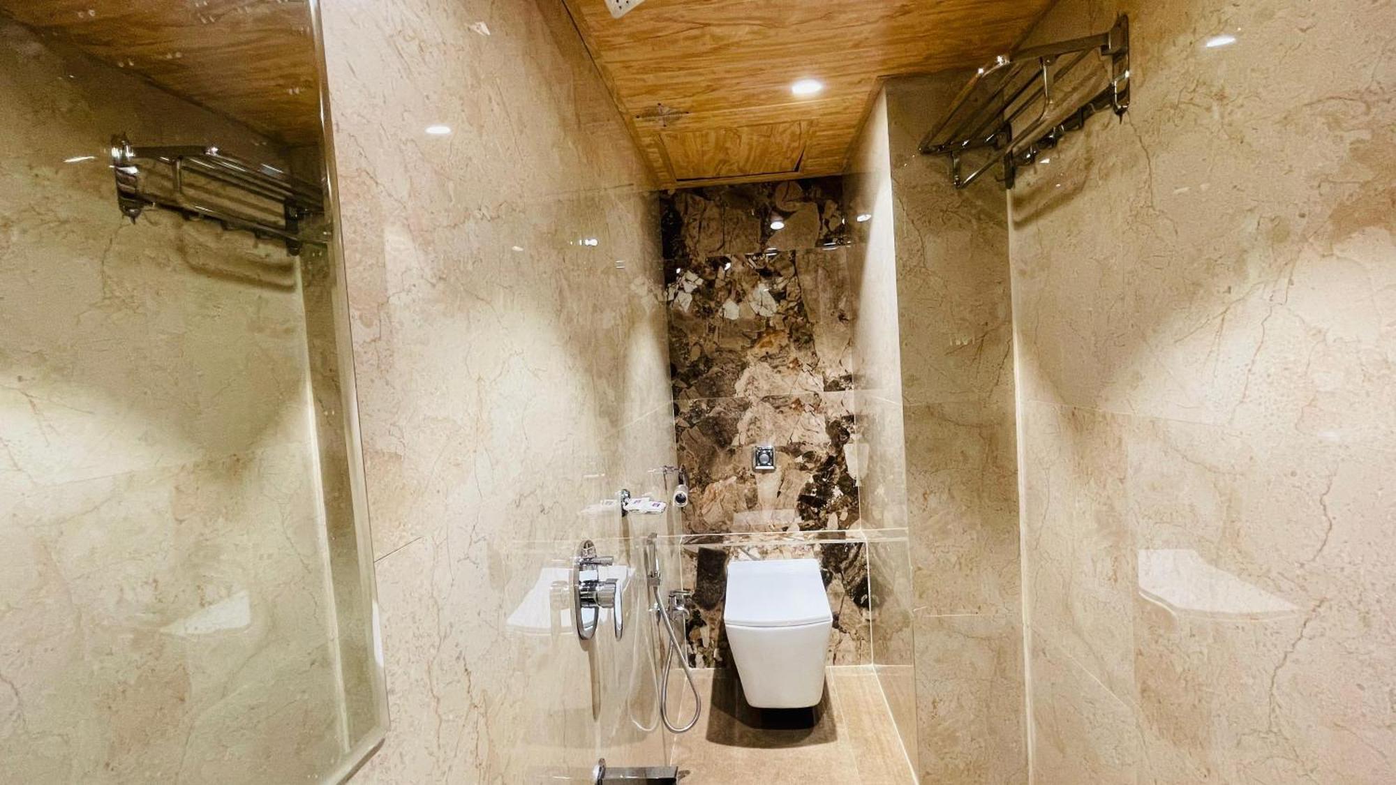 Hotel Arma Residency Мумбаи Экстерьер фото