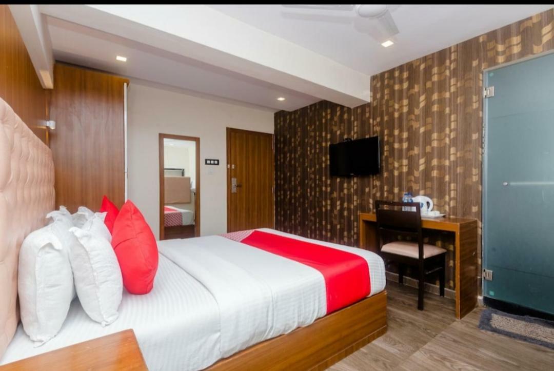 Hotel Arma Residency Мумбаи Экстерьер фото